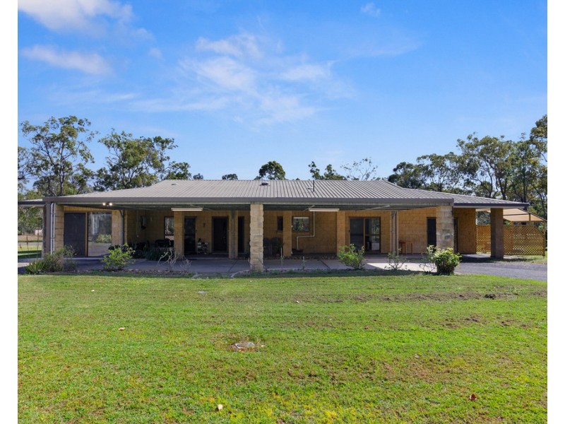 52 Pacific Haven Circuit, Pacific Haven QLD 4659