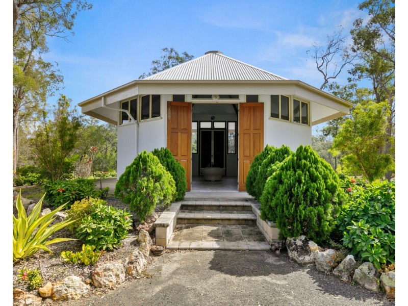 52 Pacific Haven Circuit, Pacific Haven QLD 4659