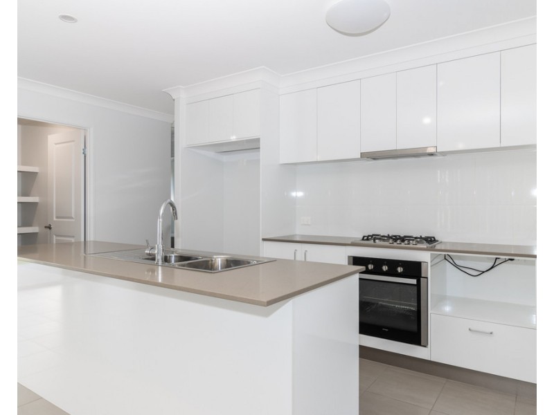 58 Augustus Boulevard, Urraween QLD 4655
