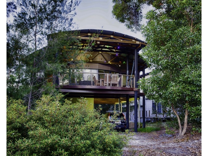 4 Kingfisher Heights 4 (Eurolie on High), Fraser Island QLD 4581