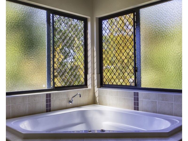 4 Kingfisher Heights 4 (Eurolie on High), Fraser Island QLD 4581