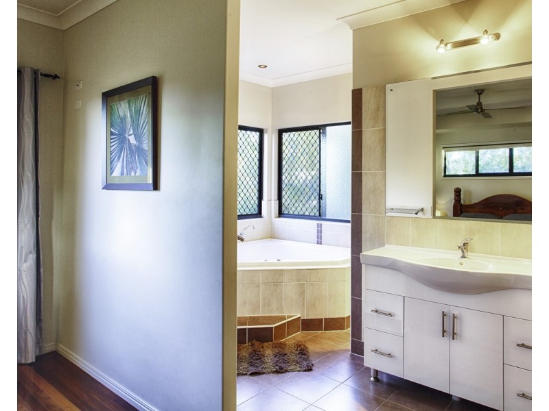 4 Kingfisher Heights 4 (Eurolie on High), Fraser Island QLD 4581