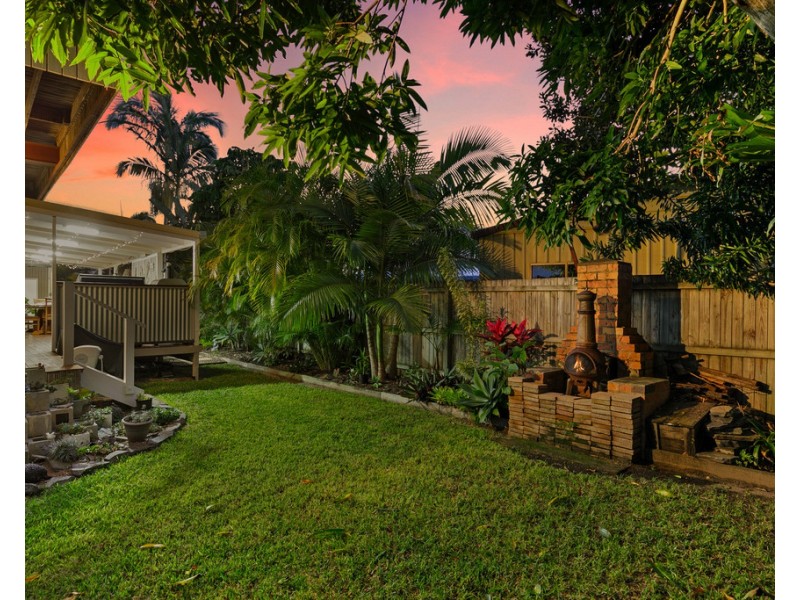 9 Keys Avenue, Torquay QLD 4655