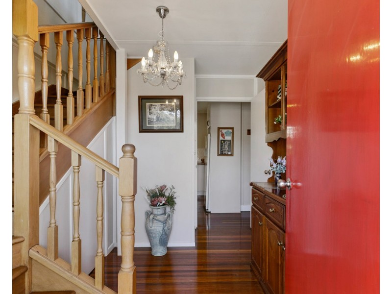 9 Keys Avenue, Torquay QLD 4655
