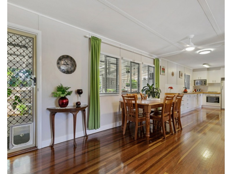 9 Keys Avenue, Torquay QLD 4655