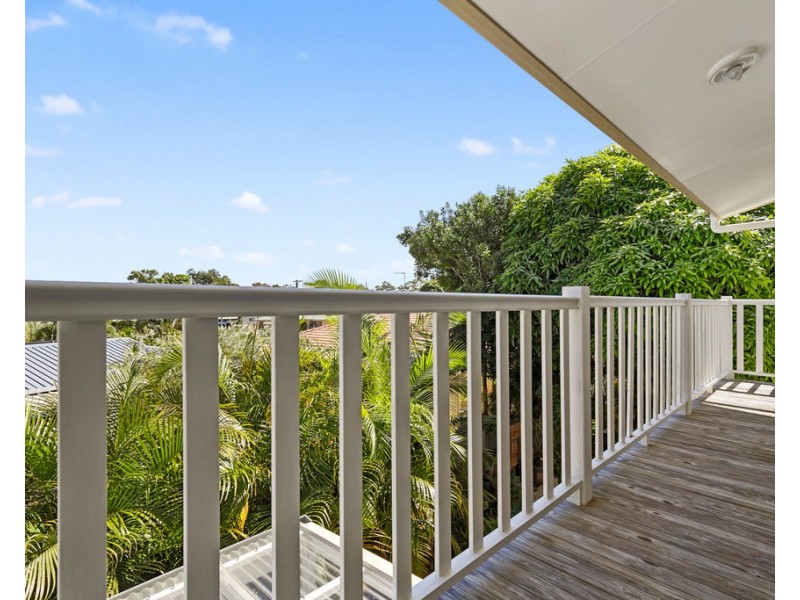 9 Keys Avenue, Torquay QLD 4655