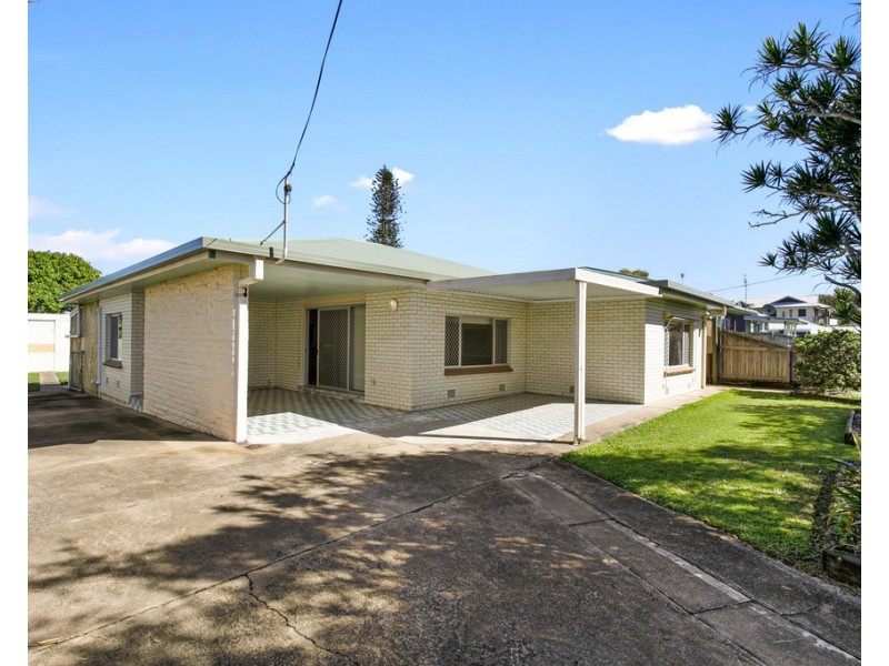 135 Long Street, Point Vernon QLD 4655