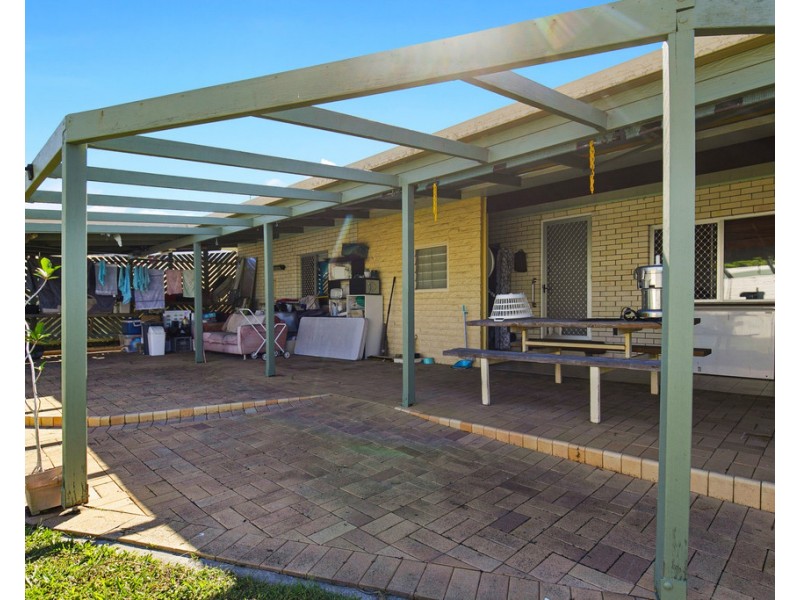 135 Long Street, Point Vernon QLD 4655