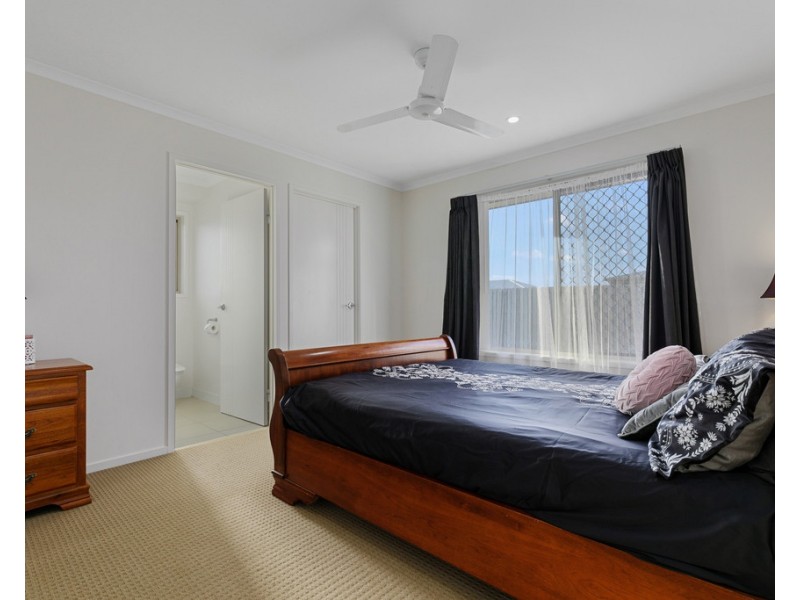 18 Wagtail Circuit, Kawungan QLD 4655