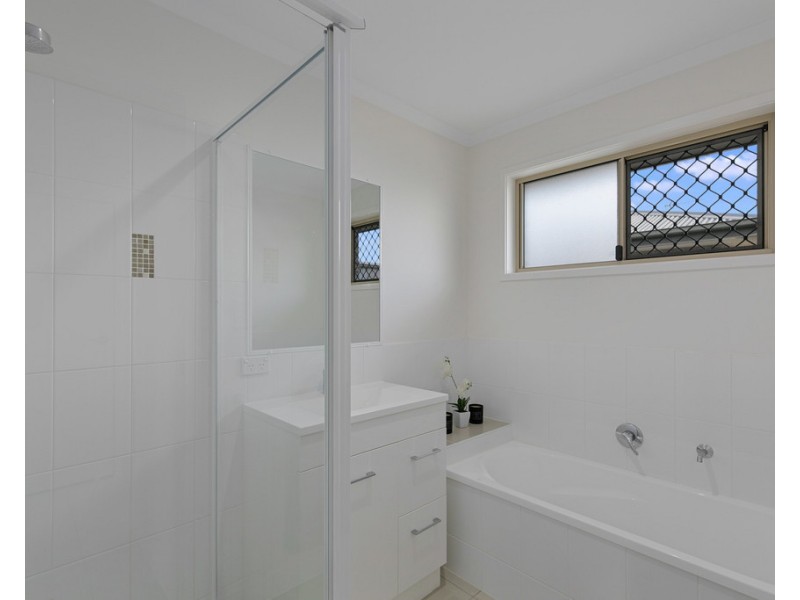18 Wagtail Circuit, Kawungan QLD 4655