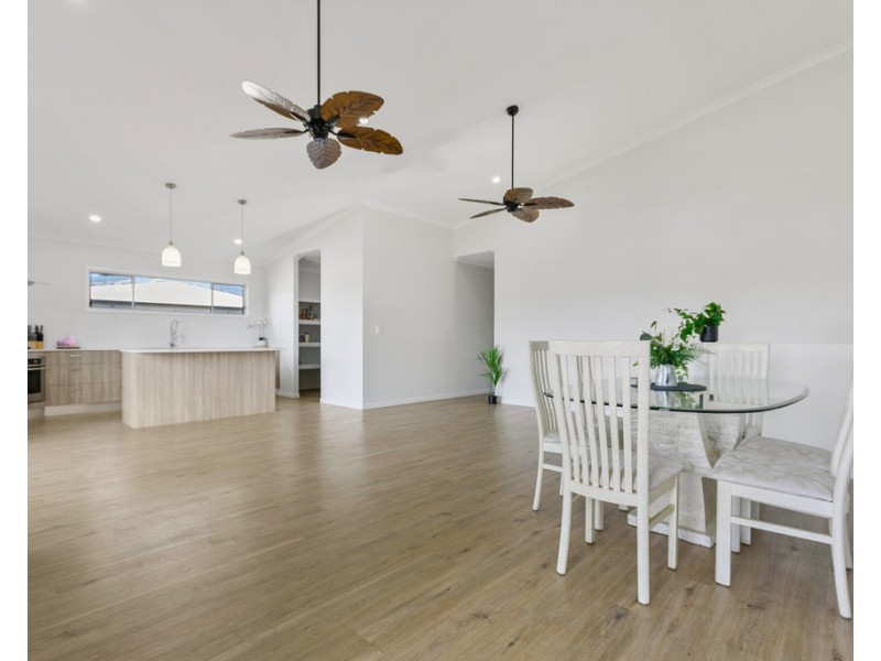 53 Curlew Terrace, River Heads QLD 4655