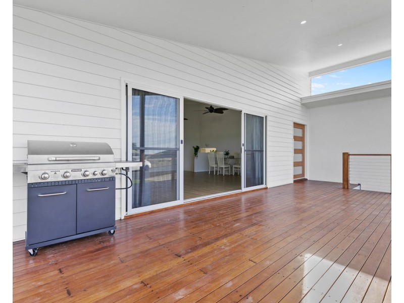 53 Curlew Terrace, River Heads QLD 4655