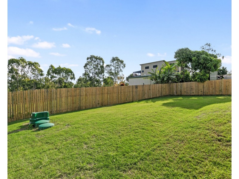 53 Curlew Terrace, River Heads QLD 4655