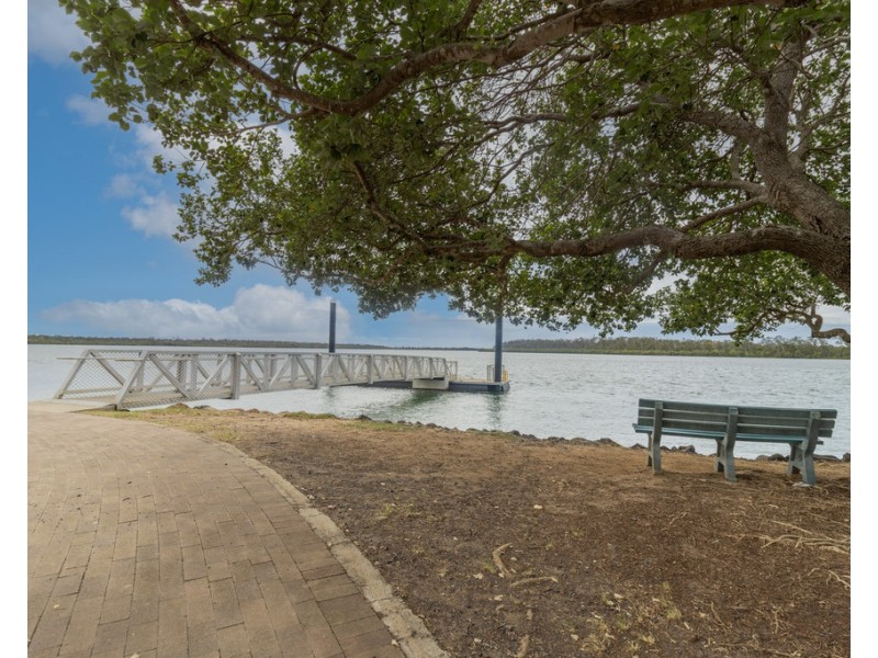 9 Powers Street, Buxton QLD 4660