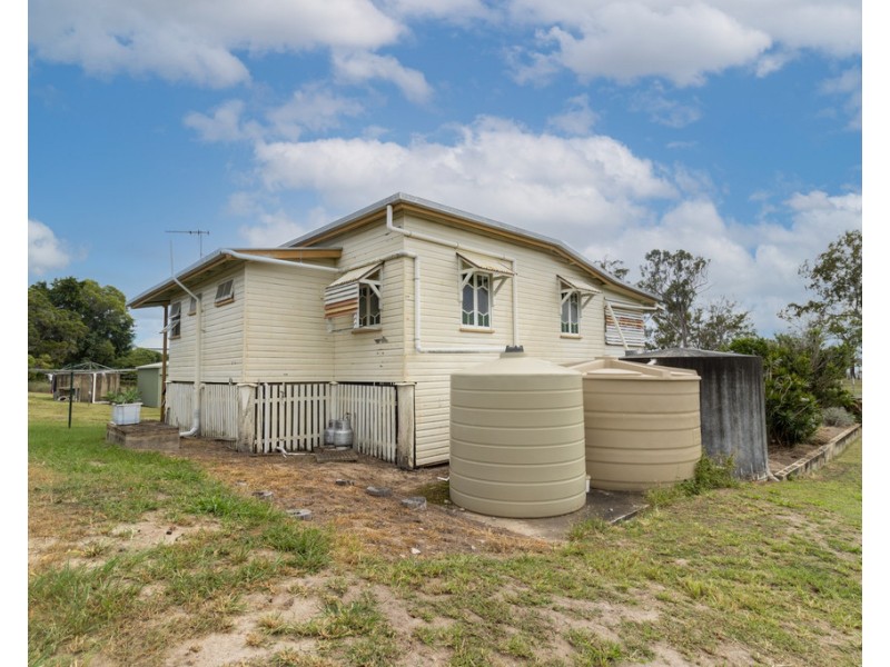 9 Powers Street, Buxton QLD 4660