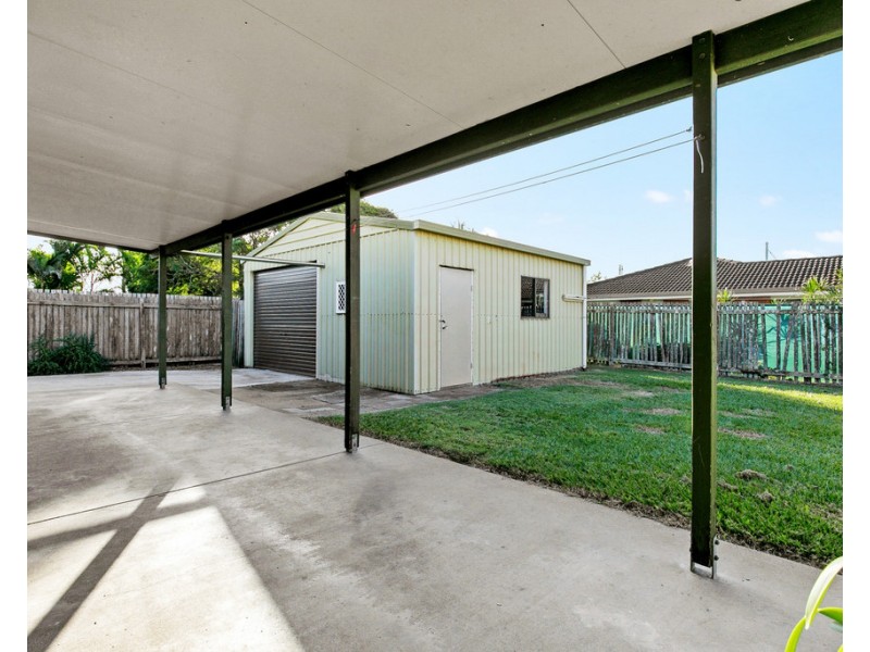 22 Shell Street, Urangan QLD 4655