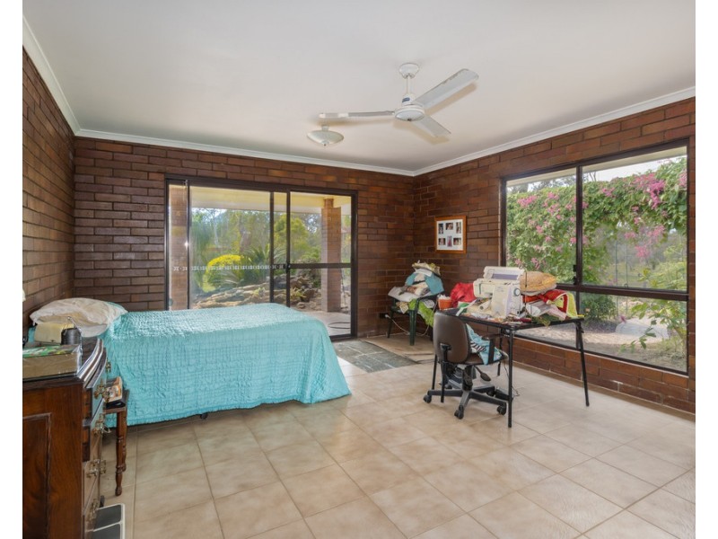 7 Ranch Park Drive, Pacific Haven QLD 4659