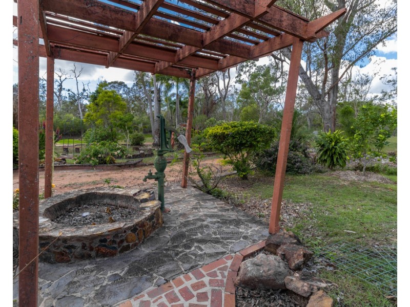 7 Ranch Park Drive, Pacific Haven QLD 4659