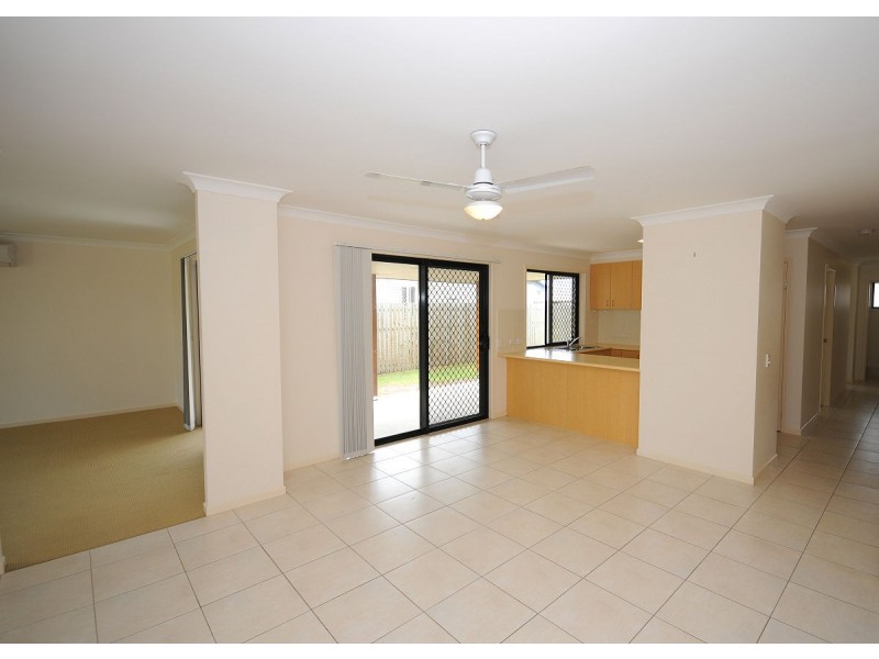 86 Endeavour Way, Eli Waters QLD 4655