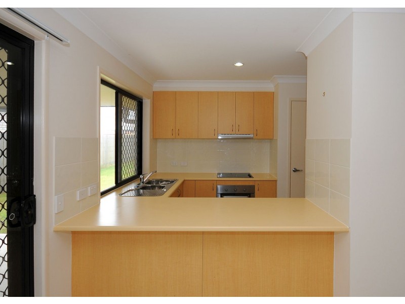 86 Endeavour Way, Eli Waters QLD 4655