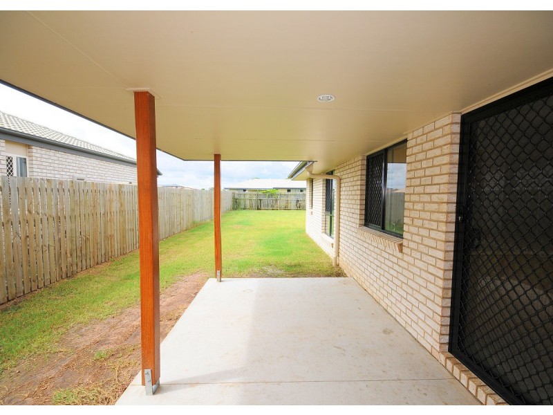 86 Endeavour Way, Eli Waters QLD 4655