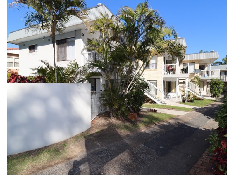 4/480 Esplanade, Torquay QLD 4655