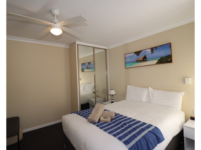 4/480 Esplanade, Torquay QLD 4655