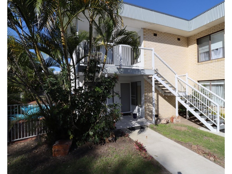4/480 Esplanade, Torquay QLD 4655