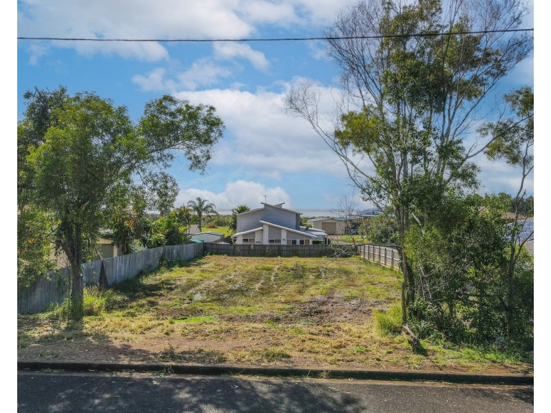 62 Petrel Avenue, River Heads QLD 4655