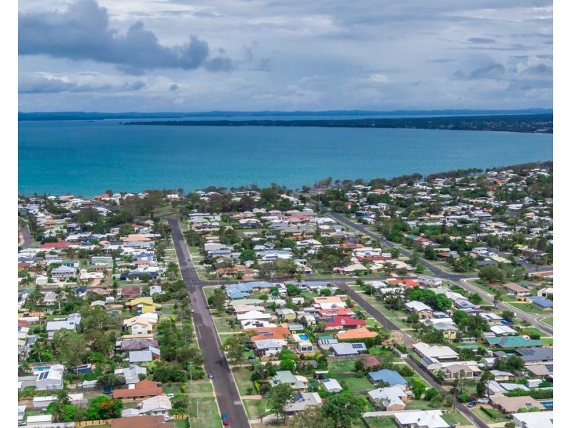 24 Corfield Street, Point Vernon QLD 4655