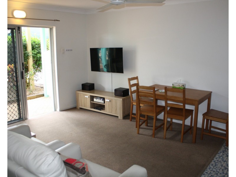 7/13-15 Ann Street, Torquay QLD 4655