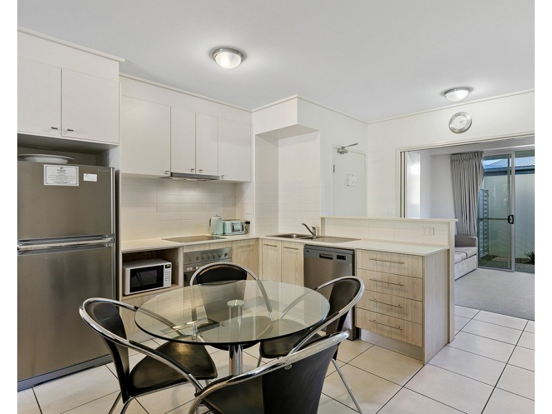 55/68 Pulgul Street, Urangan QLD 4655