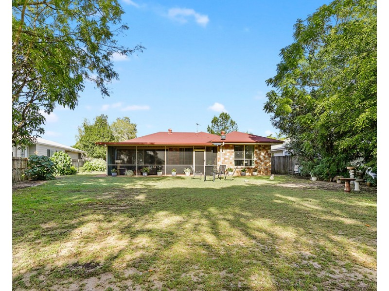 170 Kingfisher Parade, Toogoom QLD 4655