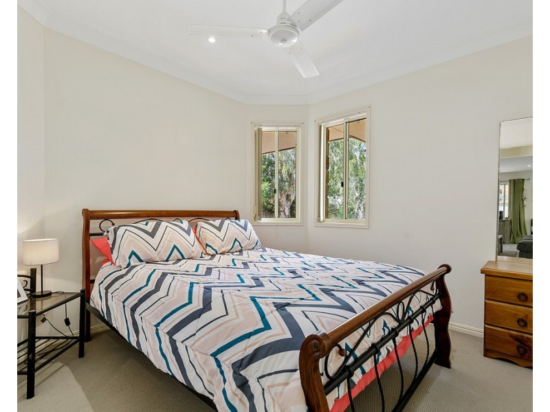 170 Kingfisher Parade, Toogoom QLD 4655