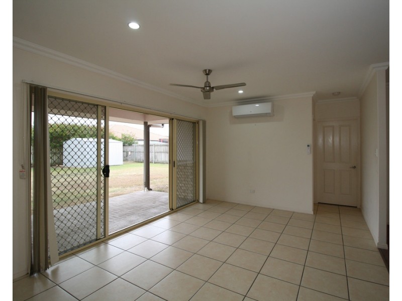 5 Protector Way, Eli Waters QLD 4655