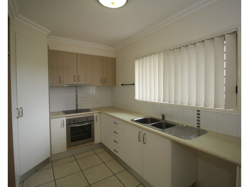 5 Protector Way, Eli Waters QLD 4655