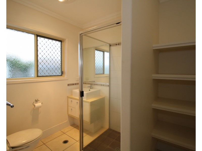 5 Protector Way, Eli Waters QLD 4655