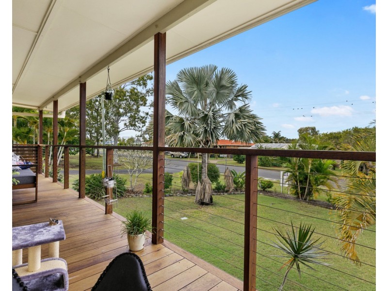 1 Kurrajong Crescent, Point Vernon QLD 4655