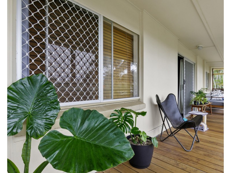 1 Kurrajong Crescent, Point Vernon QLD 4655