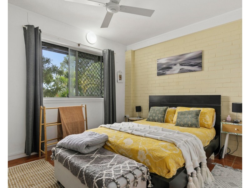 1 Kurrajong Crescent, Point Vernon QLD 4655