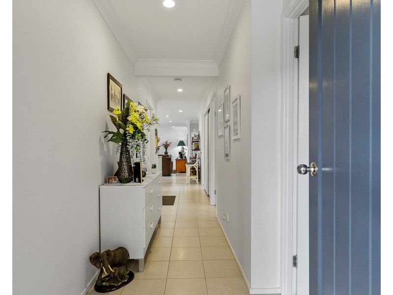 3 Santa Maria Avenue, Urraween QLD 4655