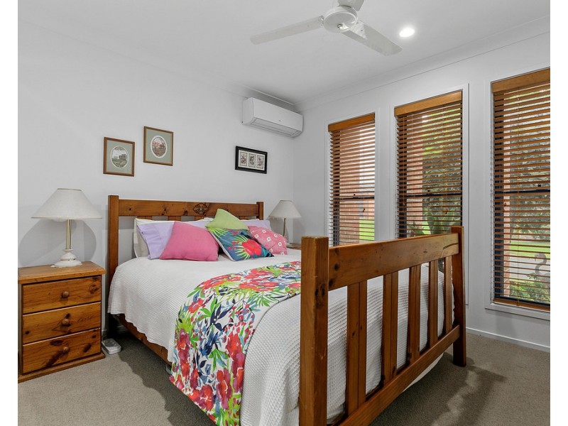 3 Santa Maria Avenue, Urraween QLD 4655