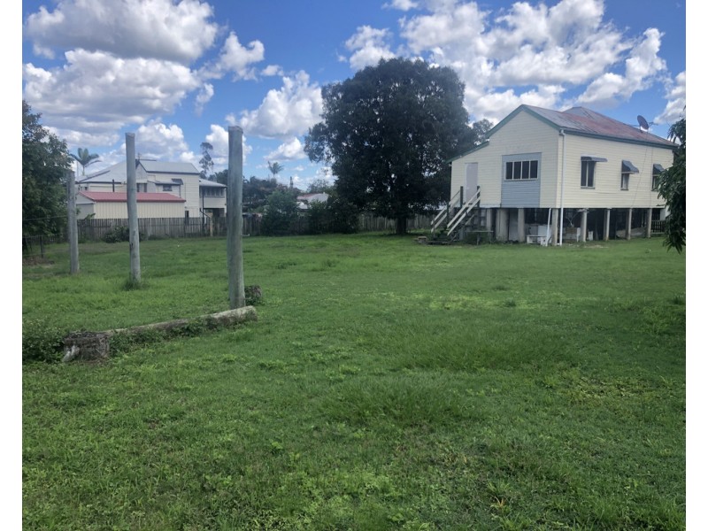 9 Edith Street, Howard QLD 4659