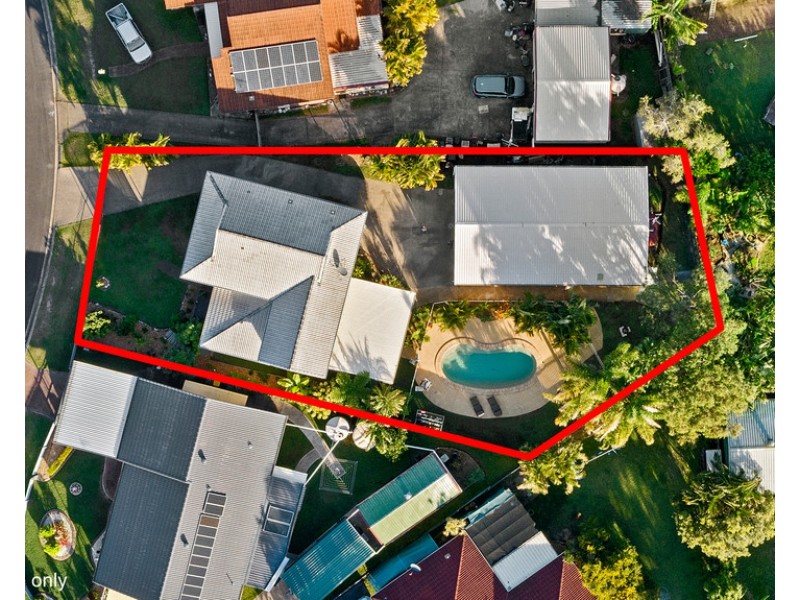 44 Cassandra Crescent, Urangan QLD 4655