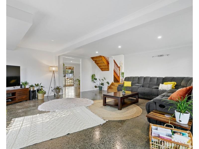 44 Cassandra Crescent, Urangan QLD 4655