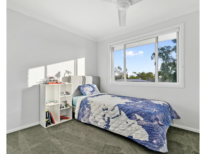 44 Cassandra Crescent, Urangan QLD 4655