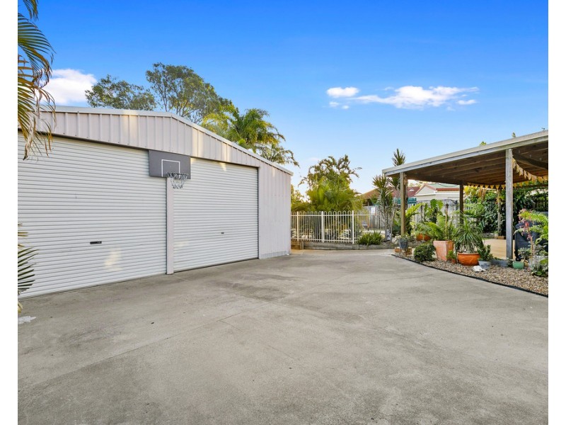 44 Cassandra Crescent, Urangan QLD 4655