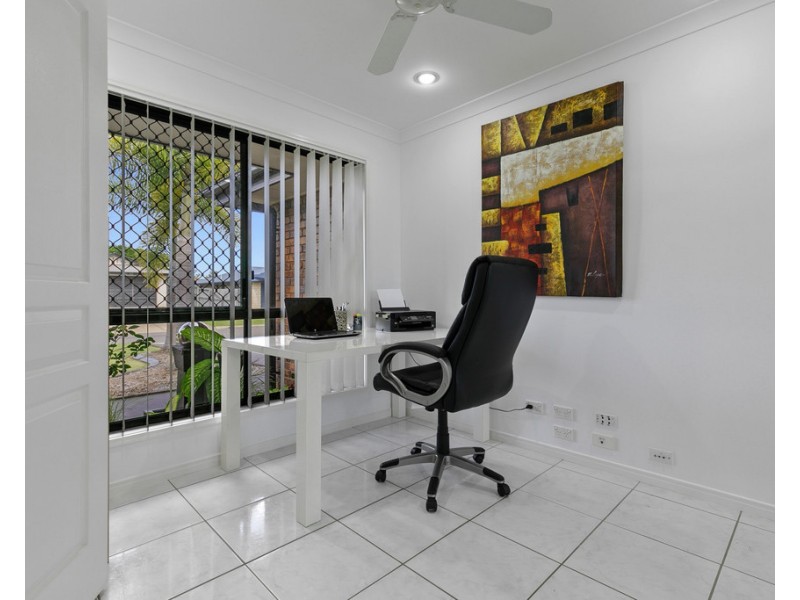 10 Yarrilee Circuit, Dundowran QLD 4655