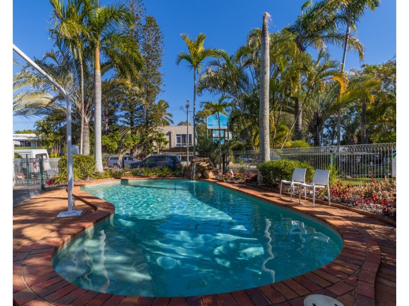 10/477 Esplanade, Torquay QLD 4655