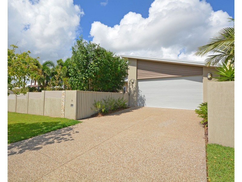 9 Seahaven Circuit, Pialba QLD 4655